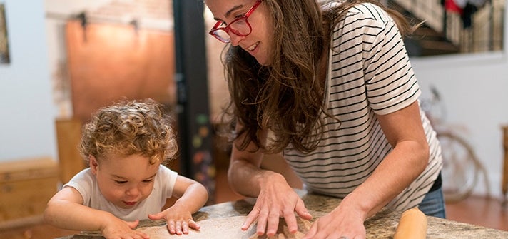 Toddler eating habits_02_LEARN_14 ways to raise a healthy eater_06