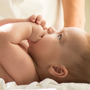 Bath time checklist: How to bathe a newborn