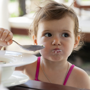 toddler and breakfast