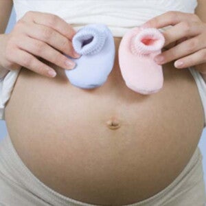 eighth month of pregnancy effects on mother